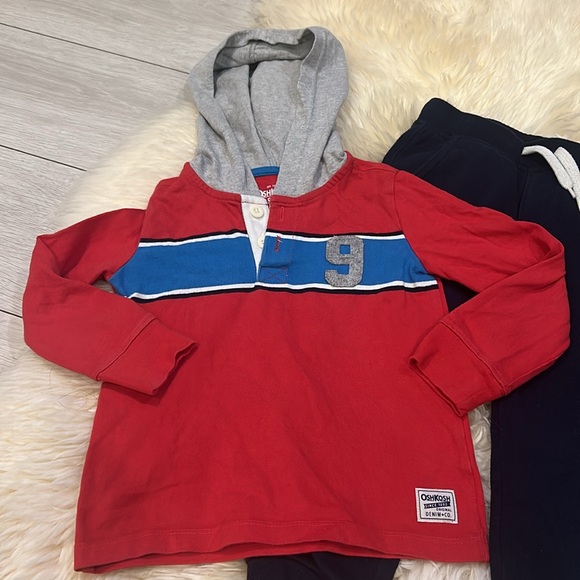 Carter’s Red Long-Sleeve Hooded Shirt & Old Navy Dark Blue Cargo Joggers Size 4T - Picture 2 of 11